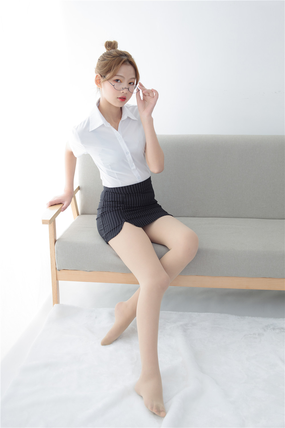 图片[1]-JKFUN-037《OL一定要搭配眼镜》50D肉丝 匿名 [63P1V02’40”]-微密空间-全网最全抖音网红铁粉空间觅圈